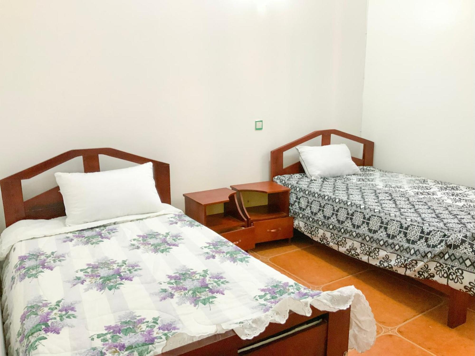 Hendo Hotel Ентебе Екстериор снимка