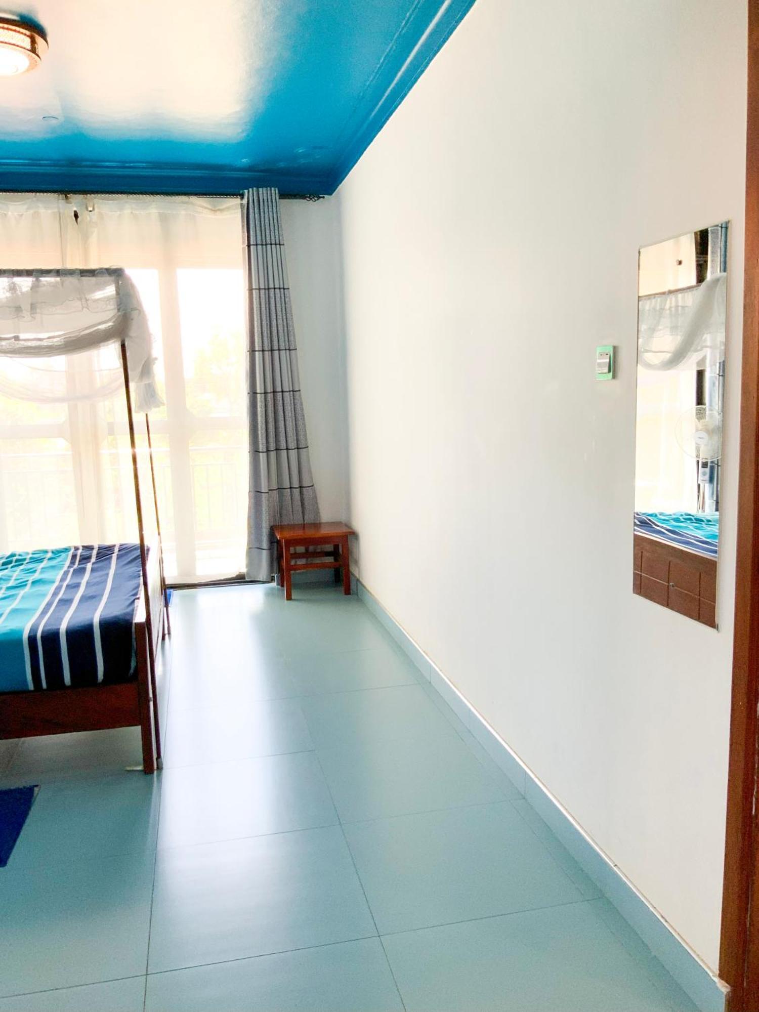 Hendo Hotel Ентебе Екстериор снимка