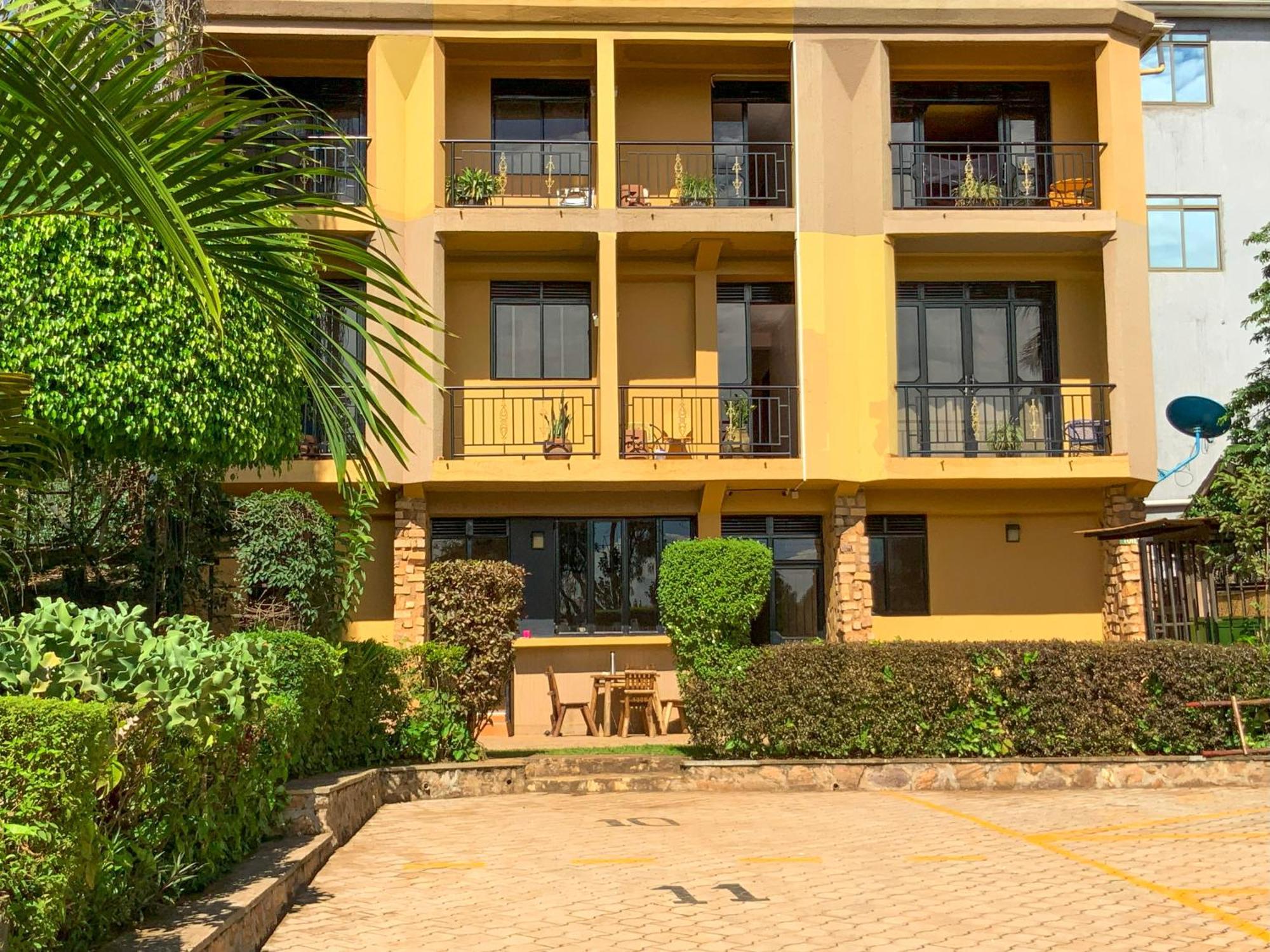 Hendo Hotel Ентебе Екстериор снимка